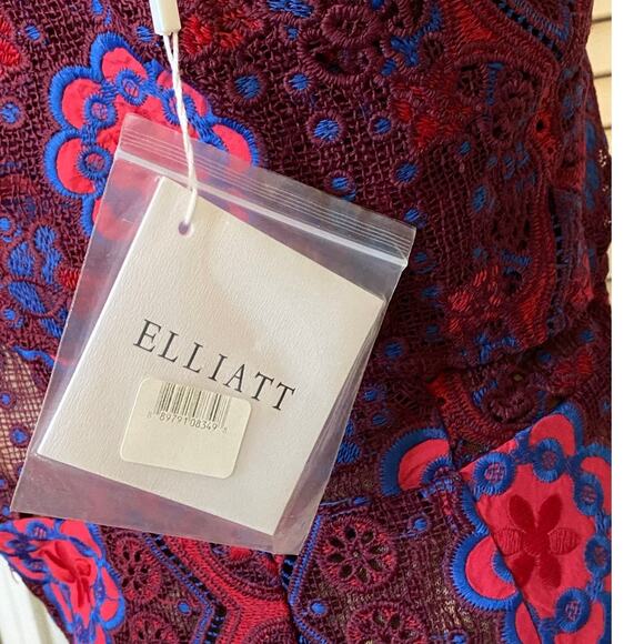 Elliatt off Shoulder Cosmic Optic‎ Lace Floral Dress Asymmetrical Date night NWT - Picture 7 of 10